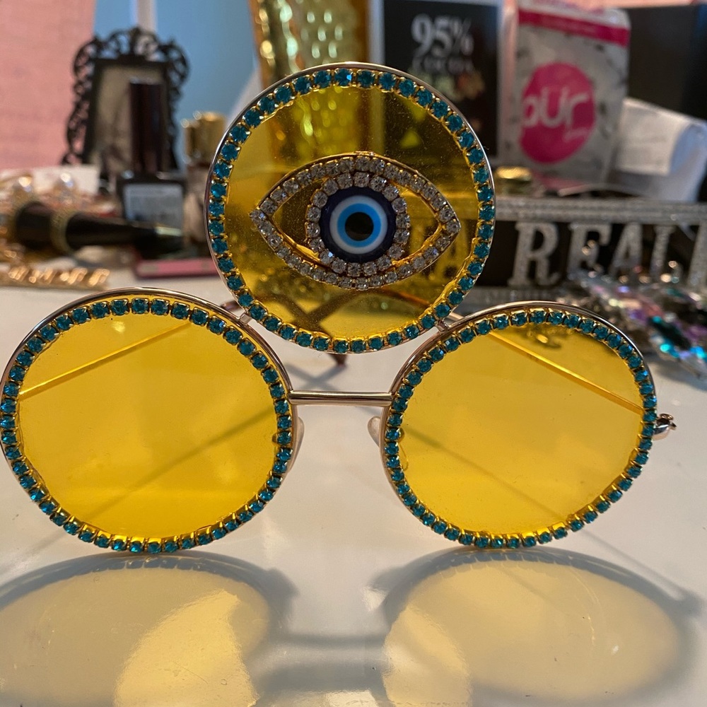 3rd 👁 EYE unique boutique sunglasses